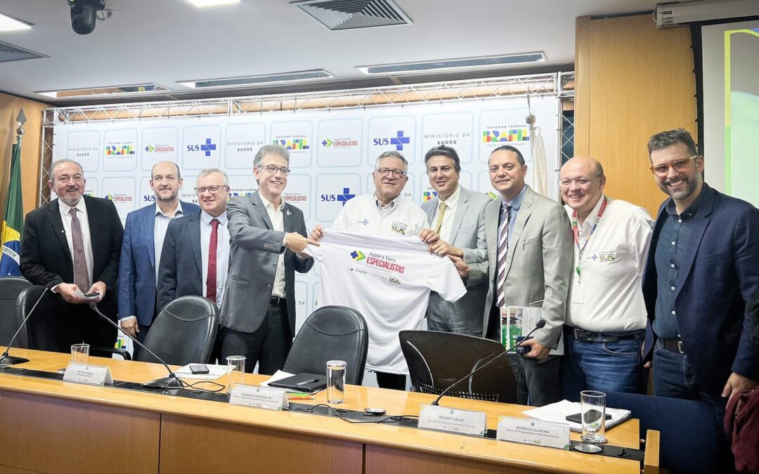 Agora Tem Especialistas: Saúde anuncia iniciativas para ampliar o acesso a atendimento especializado no SUS