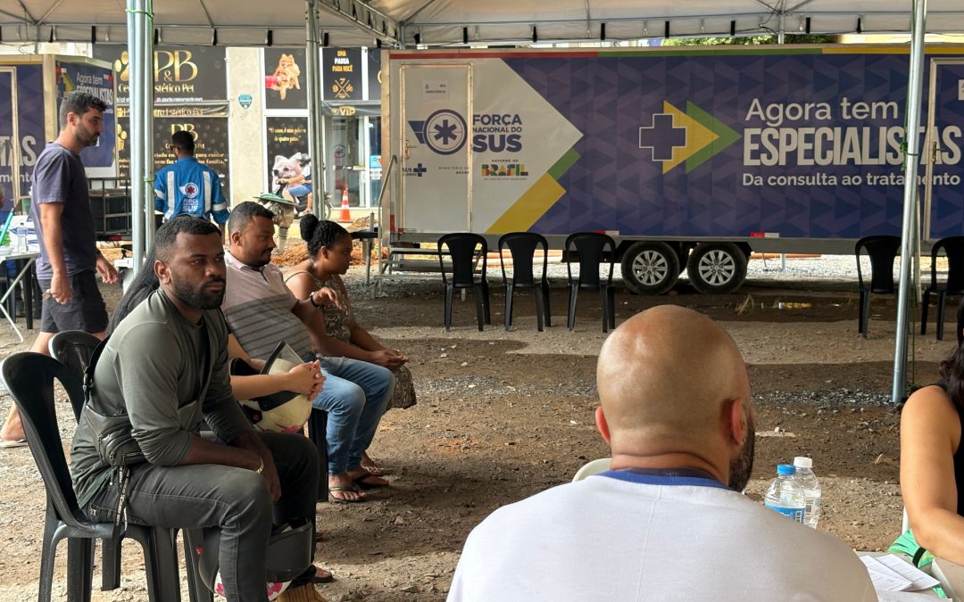 Unidades de atendimento móvel reforçam assistência à população afetada pelas fortes chuvas na Zona da Mata de Minas Gerais